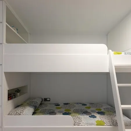 Bienestar * A Estrada